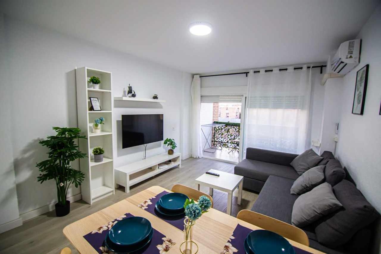 Apartamento Heroes De Sostoa Málaga Extérieur photo