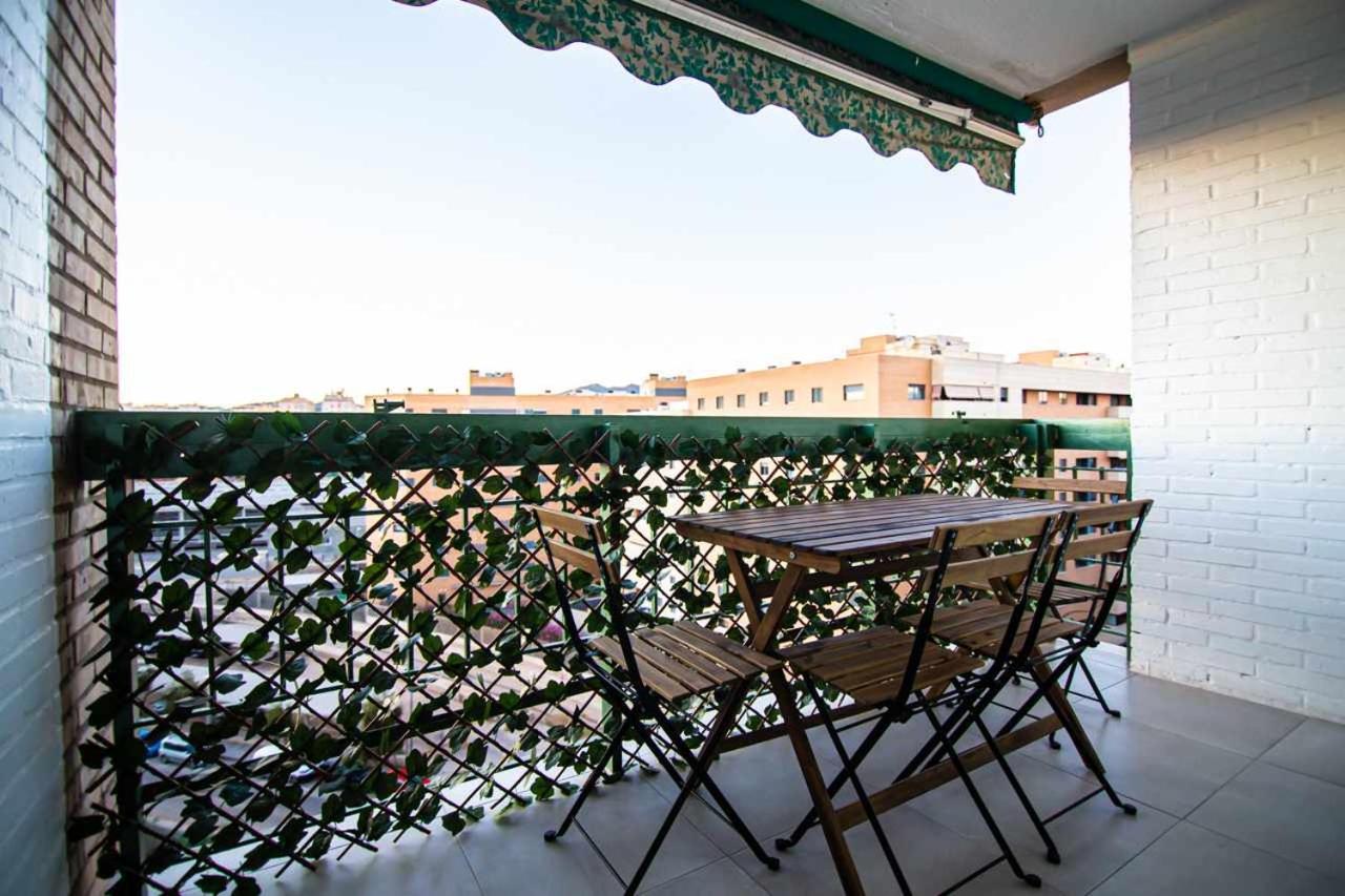 Apartamento Heroes De Sostoa Málaga Extérieur photo